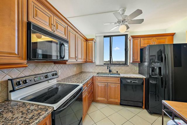 400 Ocean Trail Way 1310, Jupiter, FL 33477