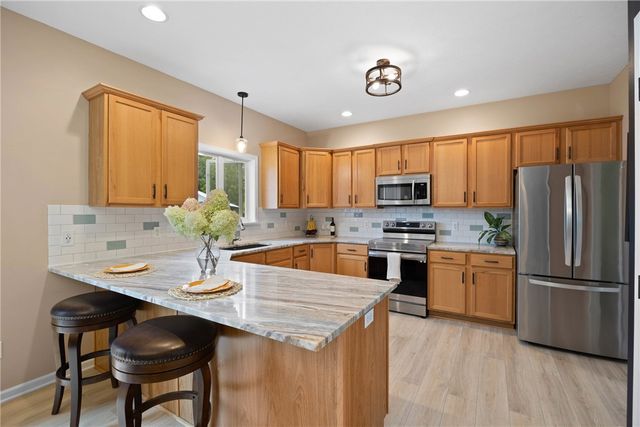 6411 Sunray Crest Drive, Victor, NY 14564