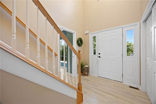 6411 Sunray Crest Drive, Victor, NY 14564