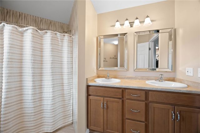 6411 Sunray Crest Drive, Victor, NY 14564