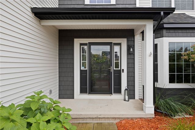 6411 Sunray Crest Drive, Victor, NY 14564