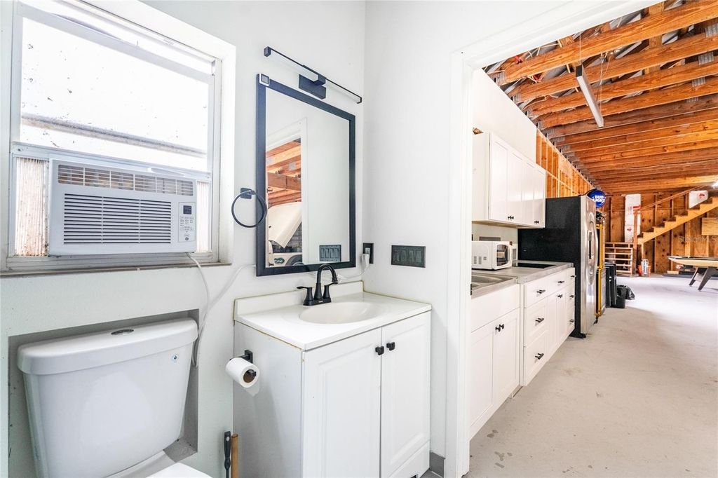 Image 13 of property listing at 17201 PRAIRIE CREEK BOULEVARD, Punta Gorda, FL 33982