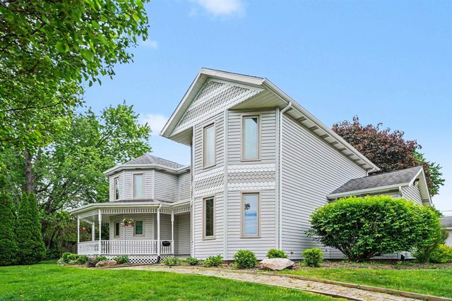 1212 Echo Drive, South Bend, IN 46614