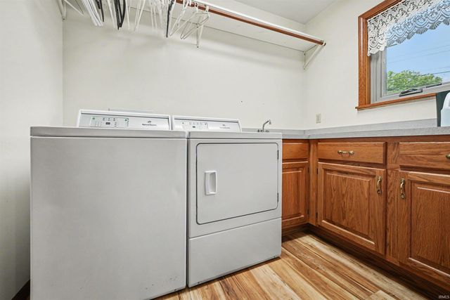 1212 Echo Drive, South Bend, IN 46614