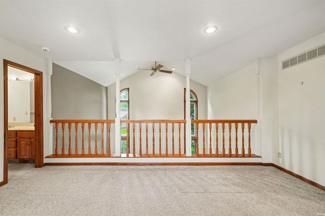 1212 Echo Drive, South Bend, IN 46614