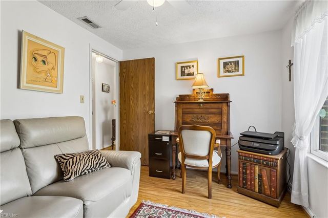 243 Anne DR, Newport News, VA 23601