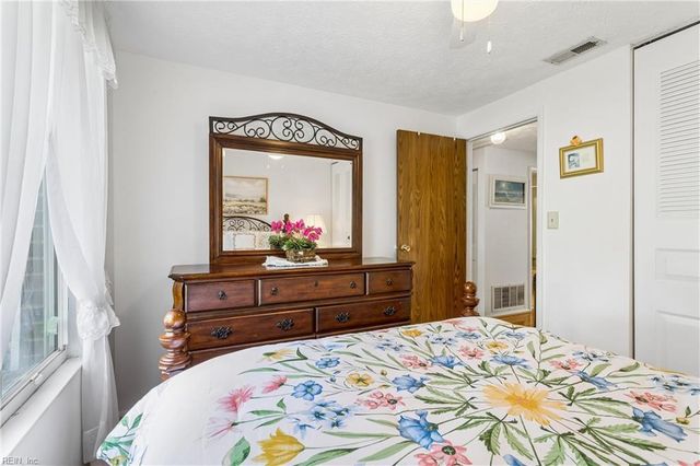 243 Anne DR, Newport News, VA 23601