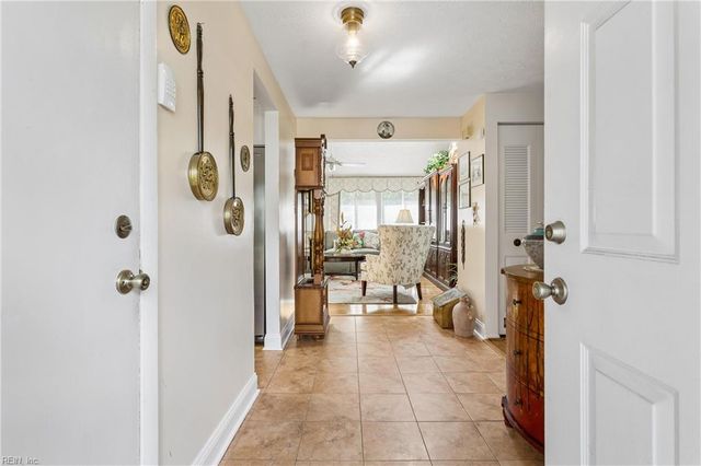 243 Anne DR, Newport News, VA 23601