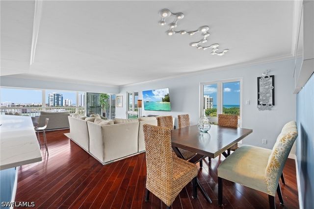 250 Park Shore DR 803, Naples, FL 34103