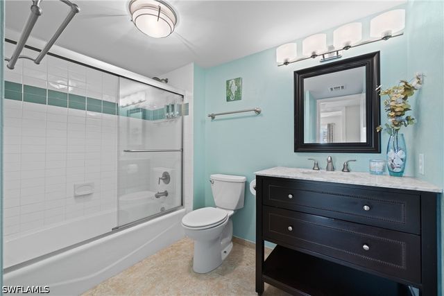 250 Park Shore DR 803, Naples, FL 34103