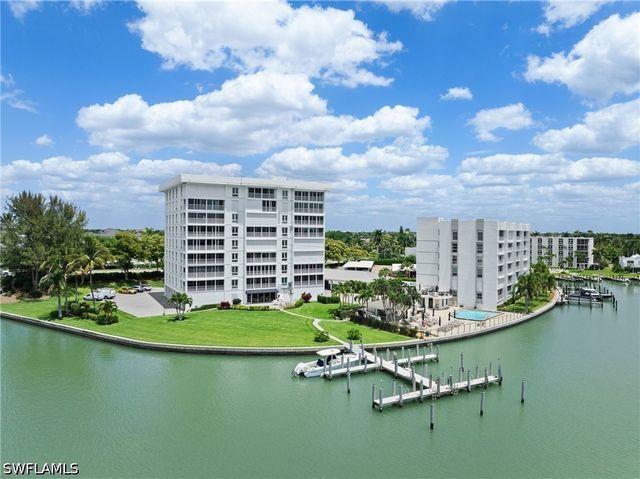 250 Park Shore DR 803, Naples, FL 34103