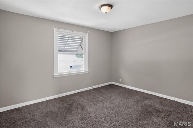 636 Science Hill Drive, St Louis, MO 63137