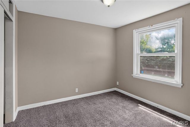 636 Science Hill Drive, St Louis, MO 63137