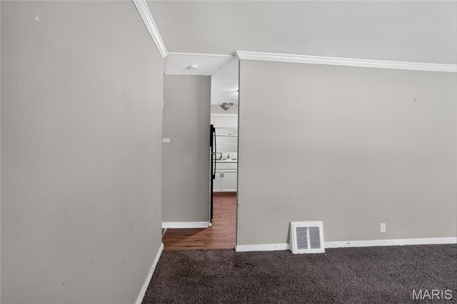 636 Science Hill Drive, St Louis, MO 63137