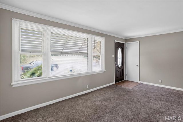 636 Science Hill Drive, St Louis, MO 63137