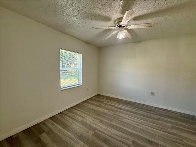 9013 WESTCHESTER CIRCLE 32, Tampa, FL 33604