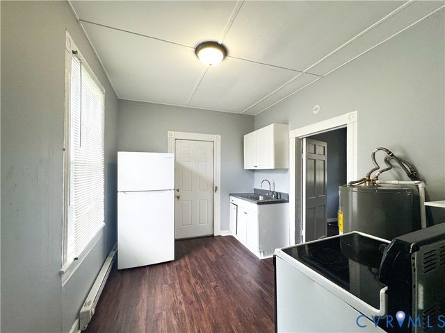 414 St Luke St, Petersburg, VA 23803