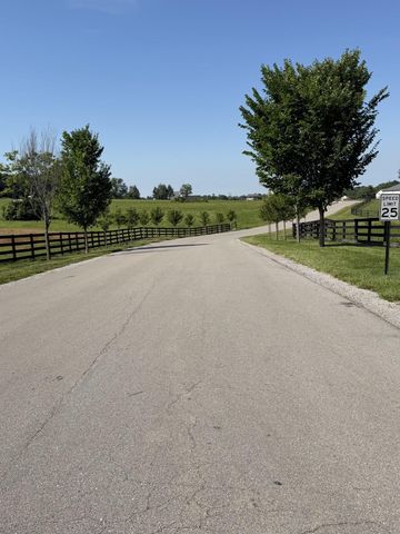 143 Rocky Waters Way, Georgetown, KY 40324