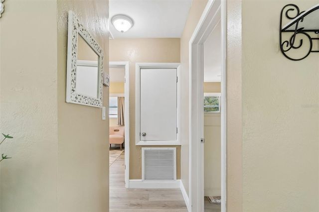 3601 YARDLEY AVENUE N, St Petersburg, FL 33713