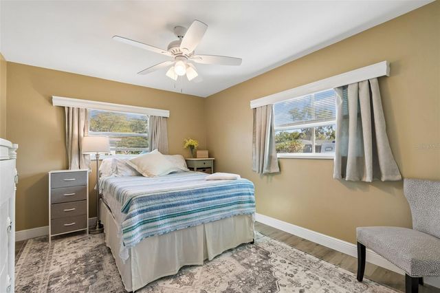 3601 YARDLEY AVENUE N, St Petersburg, FL 33713