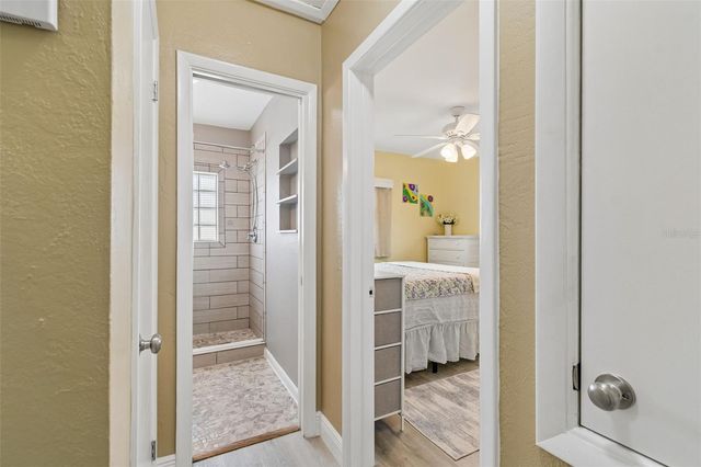 3601 YARDLEY AVENUE N, St Petersburg, FL 33713