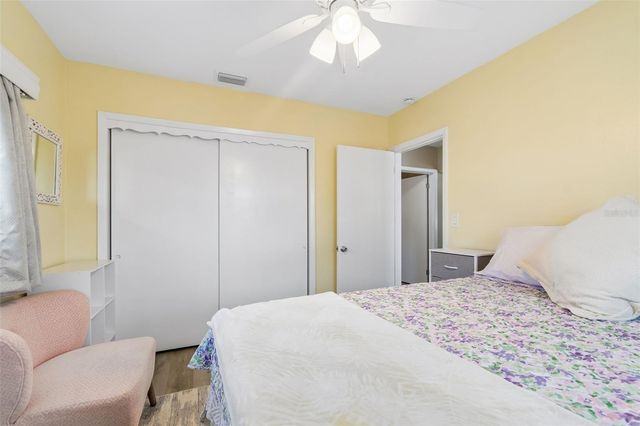 3601 YARDLEY AVENUE N, St Petersburg, FL 33713