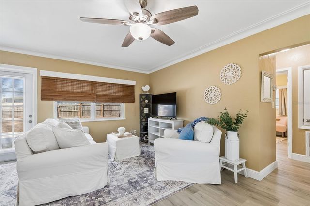 3601 YARDLEY AVENUE N, St Petersburg, FL 33713