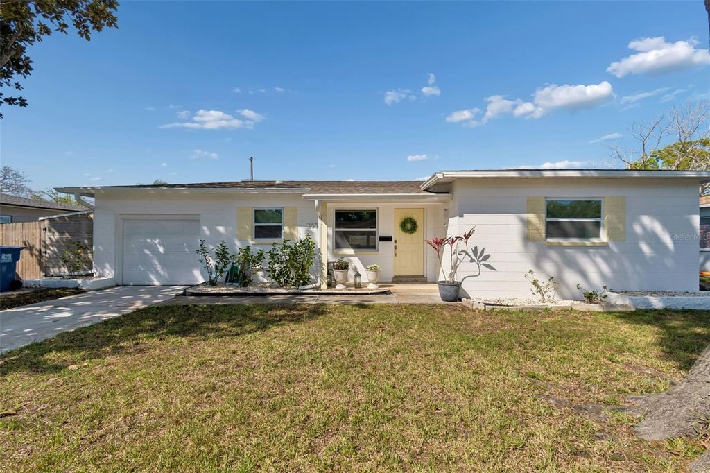 3601 YARDLEY AVENUE N, St Petersburg, FL 33713