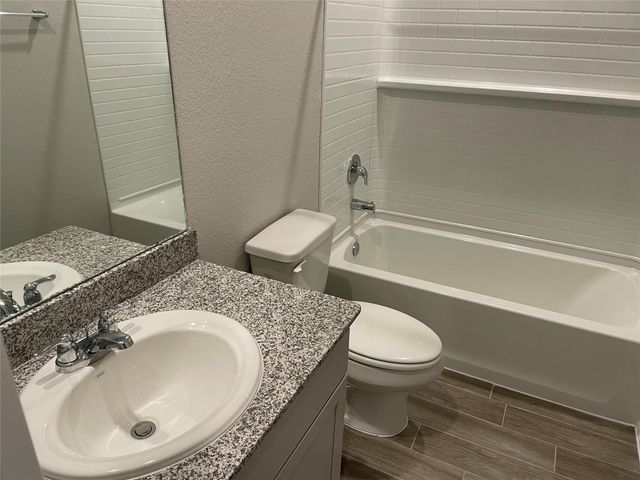 851 Redinger Ridge Drive, Huffman, TX 77336