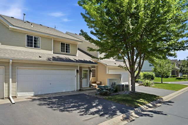 8854 Spring Lane, Woodbury, MN 55125