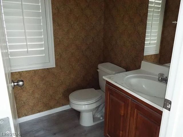 10825 Paradise Road, Henderson, NV 89052