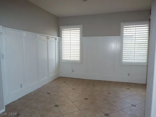 10825 Paradise Road, Henderson, NV 89052
