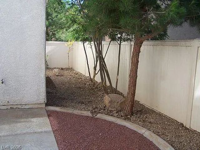 10825 Paradise Road, Henderson, NV 89052