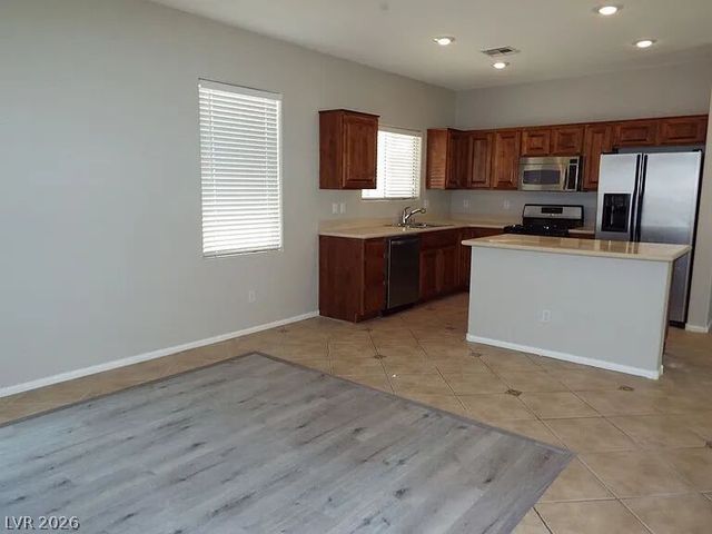 10825 Paradise Road, Henderson, NV 89052
