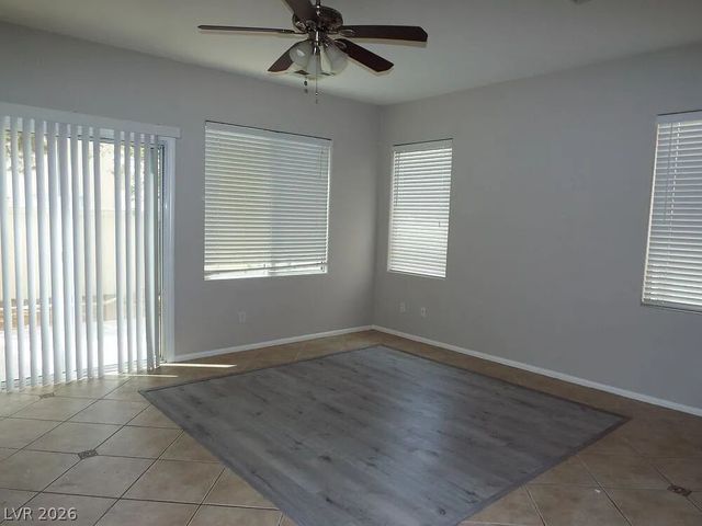 10825 Paradise Road, Henderson, NV 89052
