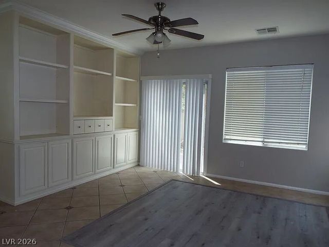 10825 Paradise Road, Henderson, NV 89052