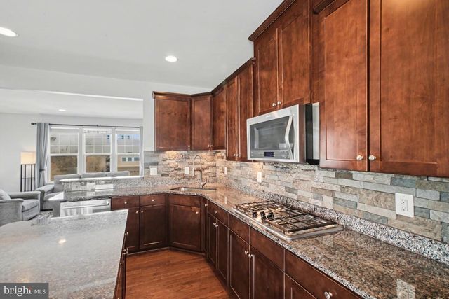 16700 SHACKLEFORD WAY, Woodbridge, VA 22191