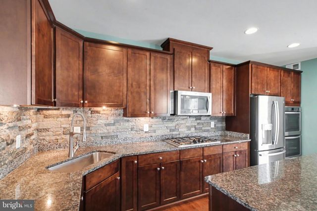 16700 SHACKLEFORD WAY, Woodbridge, VA 22191