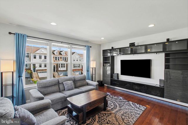 16700 SHACKLEFORD WAY, Woodbridge, VA 22191