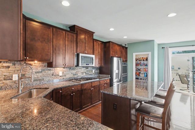 16700 SHACKLEFORD WAY, Woodbridge, VA 22191