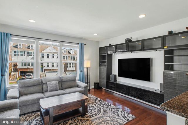 16700 SHACKLEFORD WAY, Woodbridge, VA 22191