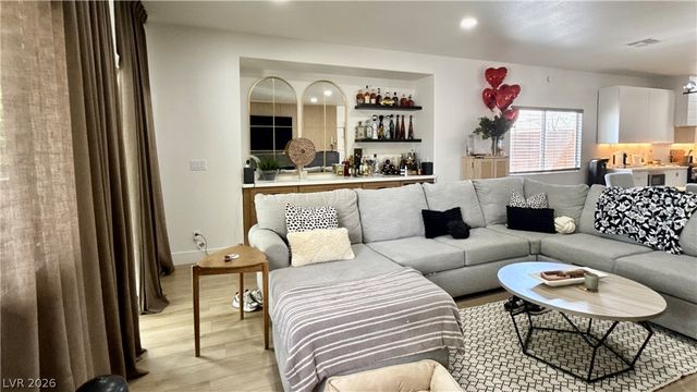 4434 Verdiccio Avenue, Las Vegas, NV 89141