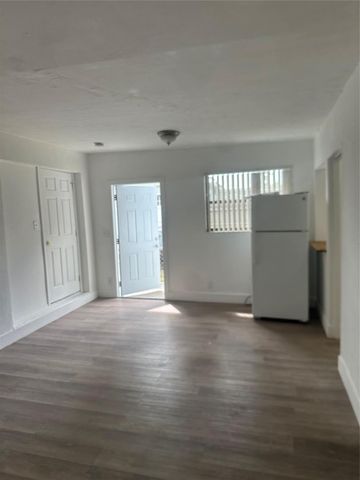 6541 Miramar Parkway, Miramar, FL 33023