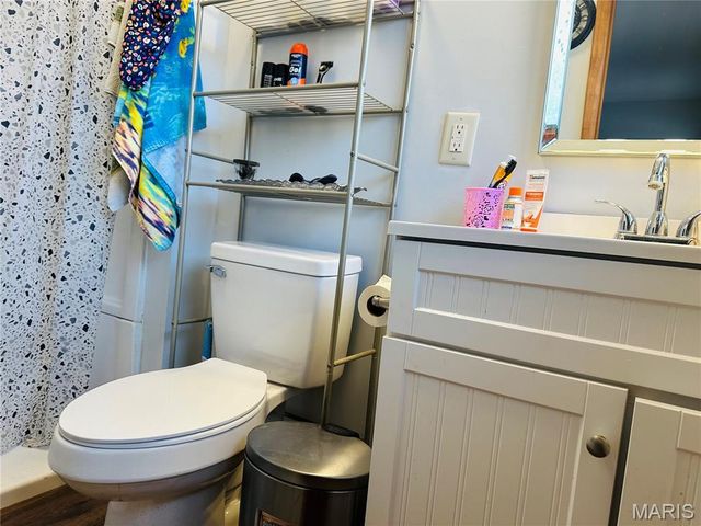 515 W James Boulevard, St James, MO 65559