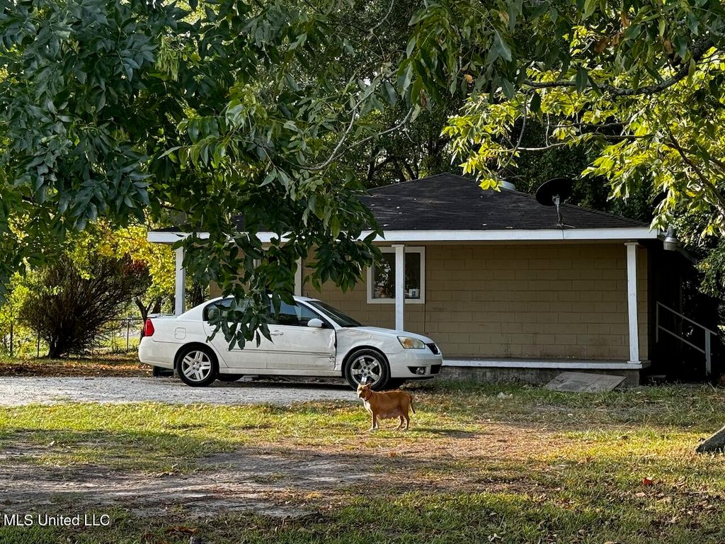 8153 34th Avenue, Gulfport, MS 39501