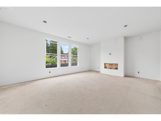 1612 N 43rd Ave, Ridgefield, WA 98642