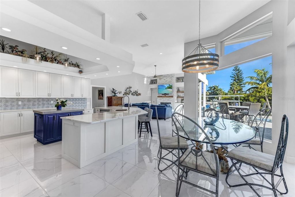 Image 13 of property listing at 1307 ALHAMBRA DRIVE, Apollo Beach, FL 33572