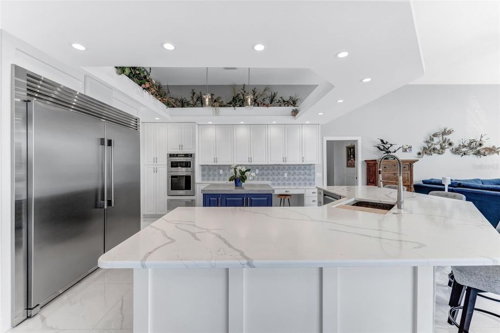 Image 14 of property listing at 1307 ALHAMBRA DRIVE, Apollo Beach, FL 33572