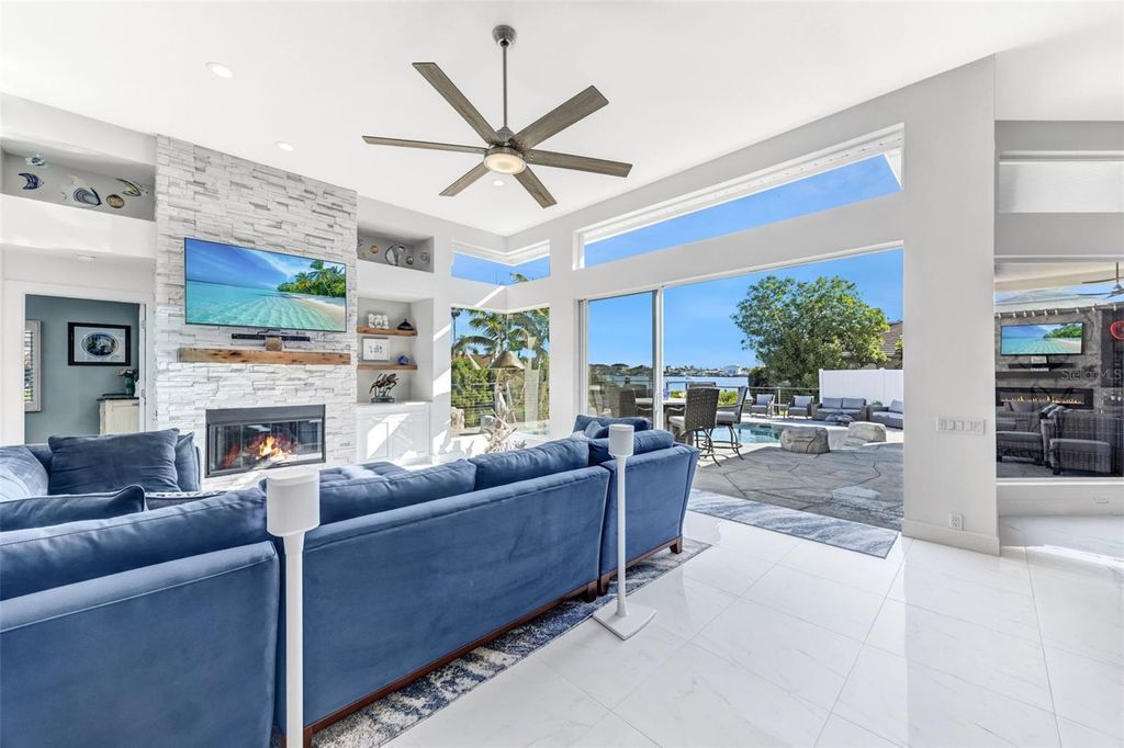 Image 19 of property listing at 1307 ALHAMBRA DRIVE, Apollo Beach, FL 33572