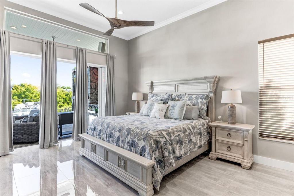 Image 22 of property listing at 1307 ALHAMBRA DRIVE, Apollo Beach, FL 33572